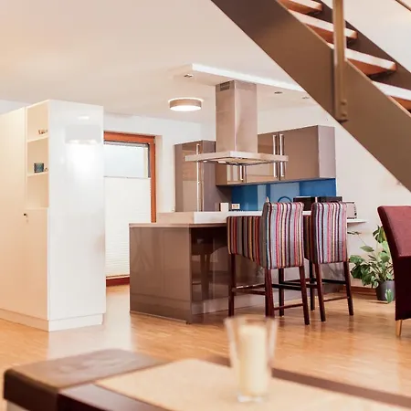 Mit Dachterrasse Und Schlossblick *