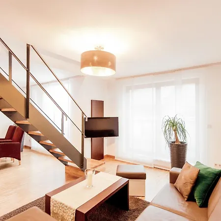 Apartment Mit Dachterrasse Und Schlossblick