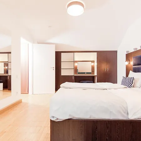 Mit Dachterrasse Und Schlossblick Apartamento Heidelberg