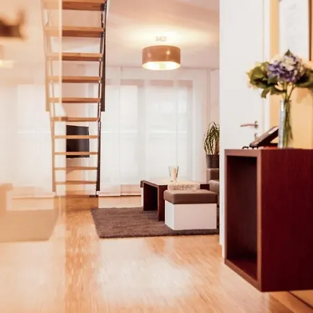 Appartamento Mit Dachterrasse Und Schlossblick Heidelberg